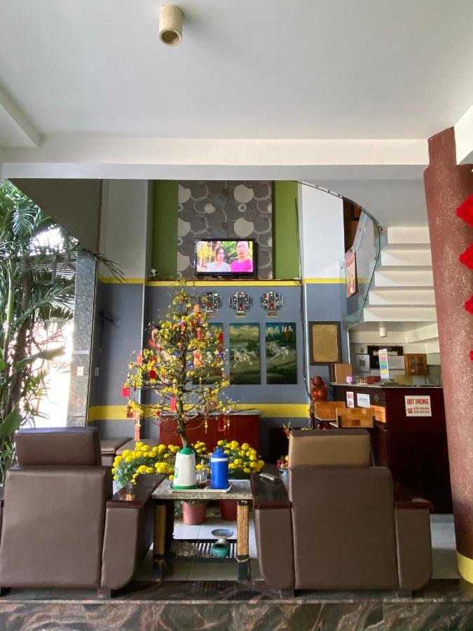 Ngoc Kha Tu 1 Hotel Long Xuyên エクステリア 写真