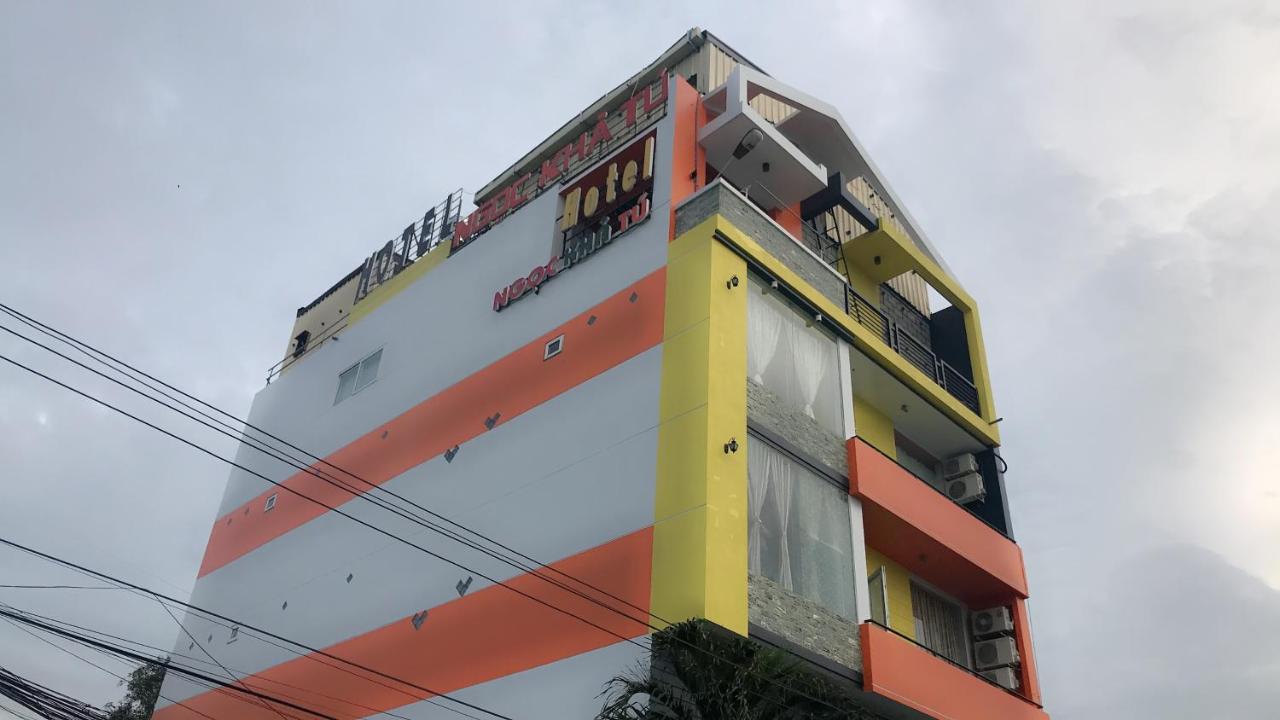 Ngoc Kha Tu 1 Hotel Long Xuyên エクステリア 写真